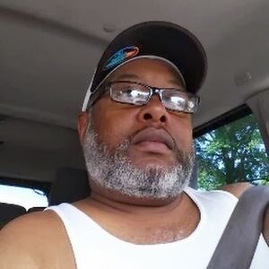 Meet your Posher, Lewis